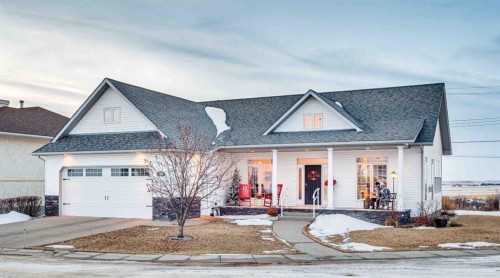 536 8 Street NE Three Hills, AB T0M 2A0