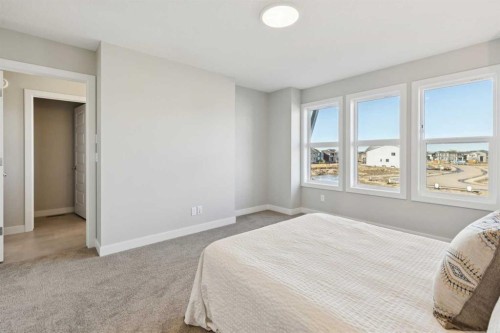 438 South Shore Drive, Chestermere, AB - Indoor Photo Showing Bedroom