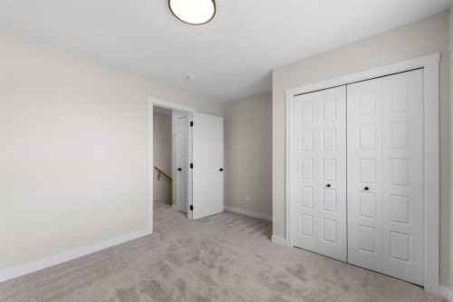 84 Buffaloberry Manor Se, Calgary, AB - Indoor