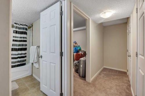 48 Castleglen Court Ne, Calgary, AB - Indoor Photo Showing Other Room