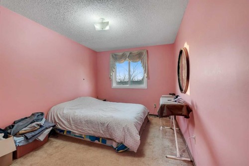 48 Castleglen Court Ne, Calgary, AB - Indoor Photo Showing Bedroom