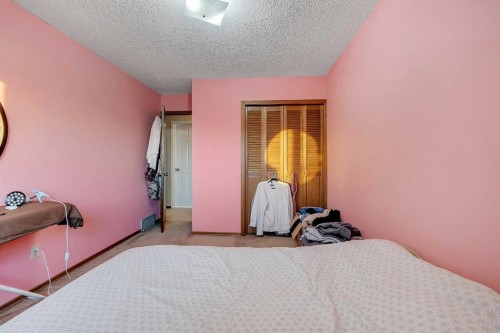 48 Castleglen Court Ne, Calgary, AB - Indoor Photo Showing Bedroom