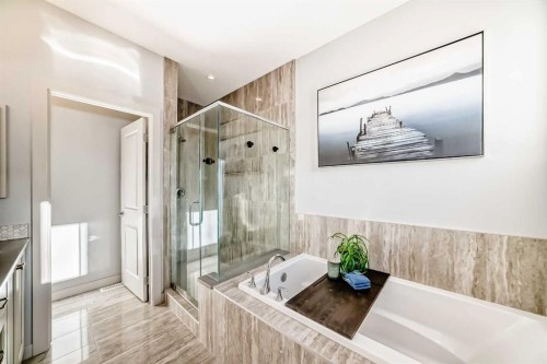 743 Shawnee Drive Sw, Calgary, AB - Indoor Photo Showing Bathroom