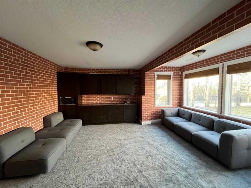 75 Royal Abbey Rise Nw, Calgary, AB - Indoor Photo Showing Living Room