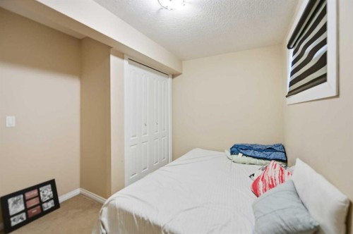 55 Skyview Shores Road Ne, Calgary, AB - Indoor Photo Showing Bedroom