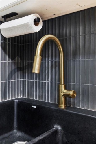 3-5315 53 Avenue Nw, Calgary, AB - Indoor