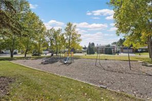 3-5315 53 Avenue Nw, Calgary, AB - Outdoor With View