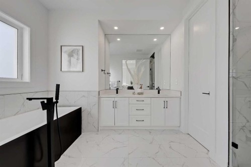 911 22 Avenue Nw, Calgary, AB - Indoor