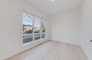 911 22 Avenue Nw, Calgary, AB  - Indoor Photo Showing Other Room 