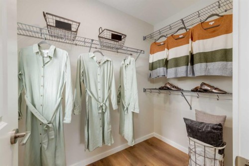 154 Bartlett Crescent Se, Calgary, AB - Indoor