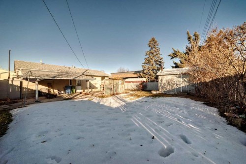 2205 80 Avenue Se, Calgary, AB - Outdoor