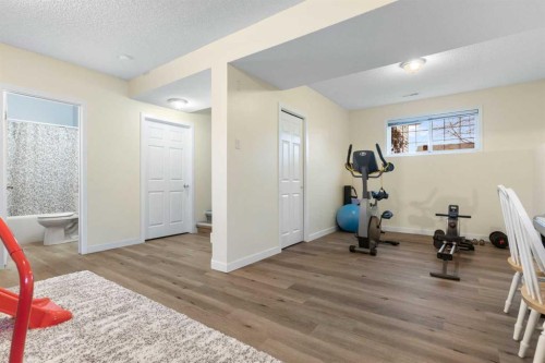 20 Willow Brook Crescent Nw, Airdrie, AB 