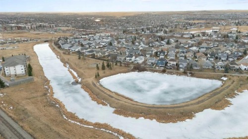 20 Willow Brook Crescent Nw, Airdrie, AB 