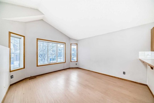 152 Saddlecreek Terrace Ne, Calgary, AB - Indoor Photo Showing Other Room