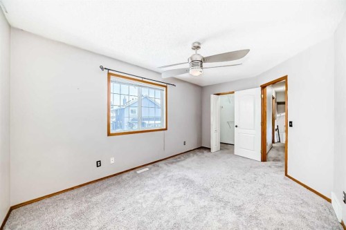 152 Saddlecreek Terrace Ne, Calgary, AB - Indoor Photo Showing Other Room