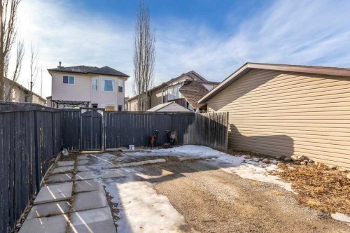 28 Everstone Way Sw, Calgary, AB - Outdoor
