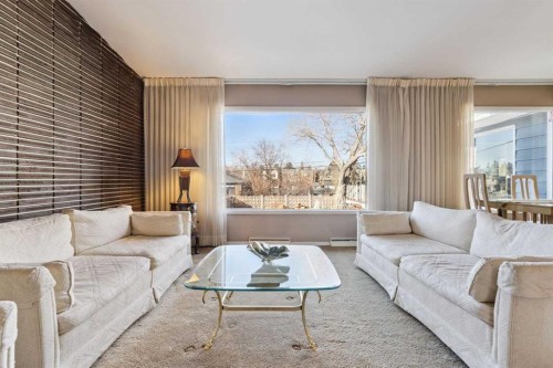 34 Rosery Drive Nw, Calgary, AB - Indoor Photo Showing Living Room