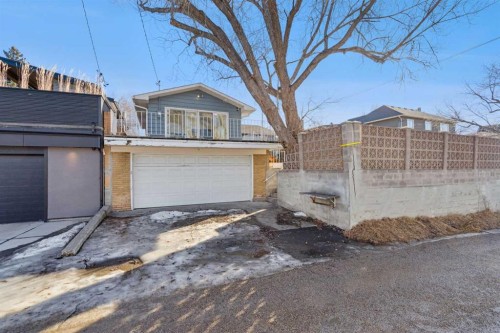 34 Rosery Drive Nw, Calgary, AB - Outdoor