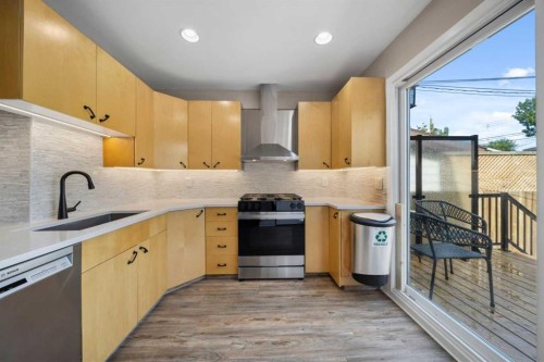 412 17 Avenue Nw, Calgary, AB - Indoor Photo Showing Kitchen