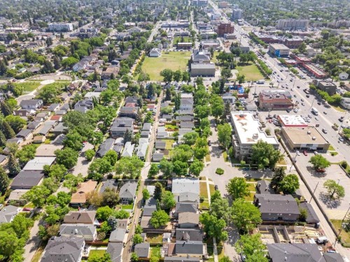 412 17 Avenue Nw, Calgary, AB - Outdoor With View