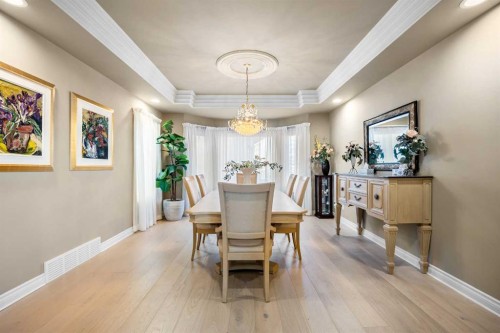 57 Edelweiss Point Nw, Calgary, AB - Indoor Photo Showing Dining Room