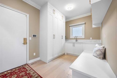 57 Edelweiss Point Nw, Calgary, AB - Indoor