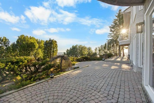 57 Edelweiss Point Nw, Calgary, AB - Outdoor