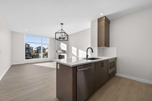 2230 Bayview Drive, Airdrie, AB - Indoor Photo Showing Kitchen