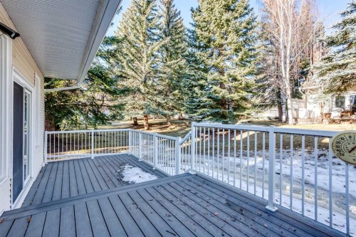 32-275 Woodridge Drive Sw, Calgary, AB - Outdoor With Deck Patio Veranda With Exterior