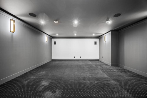 620 Varsity Estates Crescent Nw, Calgary, AB - Indoor Photo Showing Other Room