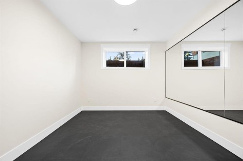 620 Varsity Estates Crescent Nw, Calgary, AB - Indoor Photo Showing Other Room