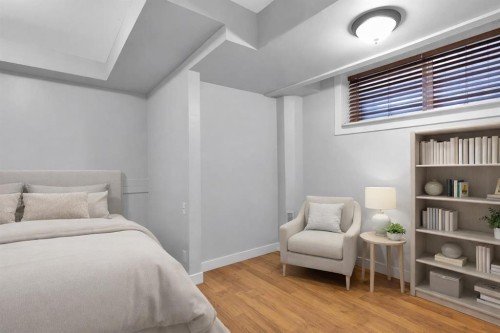 270 Everstone Drive Sw, Calgary, AB - Indoor Photo Showing Bedroom