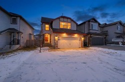 154 New Brighton Lane SE Calgary, AB T2E 0E2