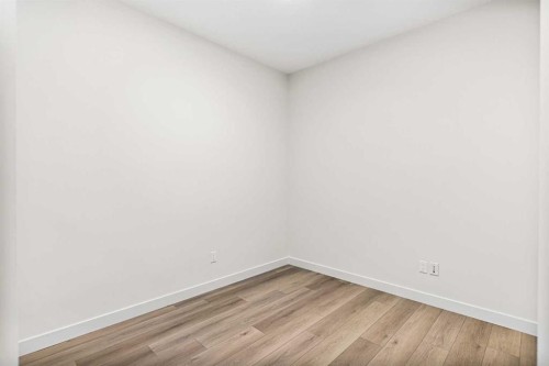 43 Belvedere Point Se, Calgary, AB - Indoor Photo Showing Other Room