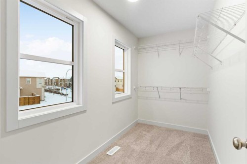 43 Belvedere Point Se, Calgary, AB - Indoor