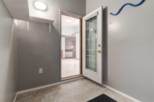 20 Willowbrook Gate Nw, Airdrie, AB - Indoor Photo Showing Other Room
