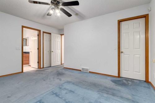 20 Willowbrook Gate Nw, Airdrie, AB - Indoor Photo Showing Other Room