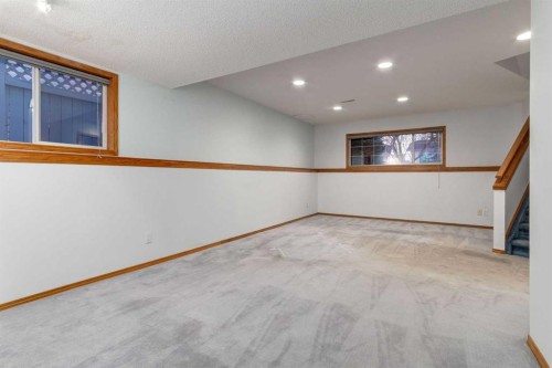 20 Willowbrook Gate Nw, Airdrie, AB - Indoor Photo Showing Other Room