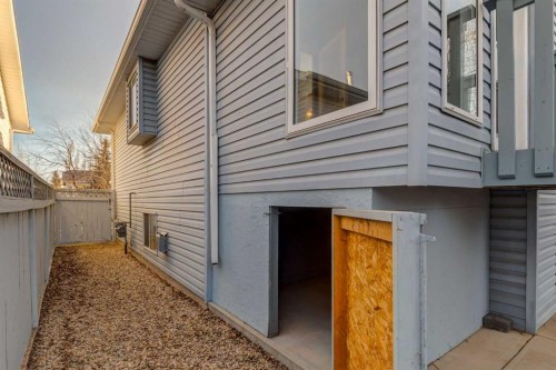 20 Willowbrook Gate Nw, Airdrie, AB - Outdoor With Exterior