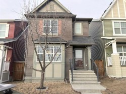 36 Evansborough Common NW Calgary, AB T3P 0M6