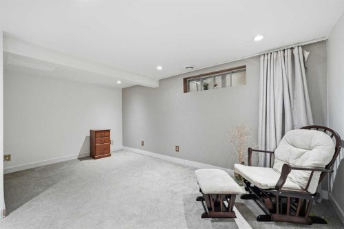 24 Laguna Close Ne, Calgary, AB - Indoor