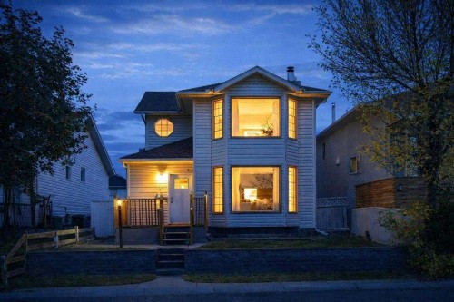 24 Laguna Close Ne, Calgary, AB - Outdoor