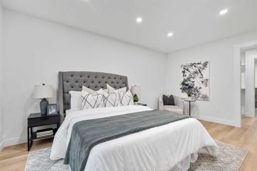 80 Hawkfield Crescent Nw, Calgary, AB - Indoor Photo Showing Living Room