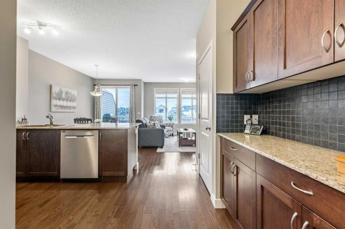 56-351 Monteith Drive Se, High River, AB - Indoor Photo Showing Kitchen