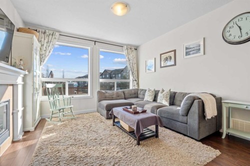 1112 Williamstown Boulevard Nw, Airdrie, AB - Indoor Photo Showing Living Room