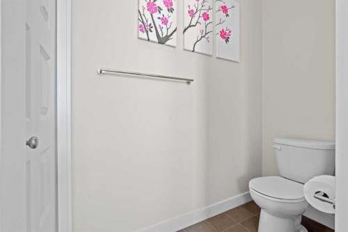 1112 Williamstown Boulevard Nw, Airdrie, AB - Indoor Photo Showing Bathroom