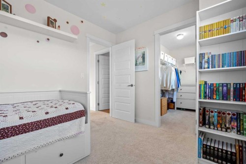 1112 Williamstown Boulevard Nw, Airdrie, AB - Indoor Photo Showing Other Room