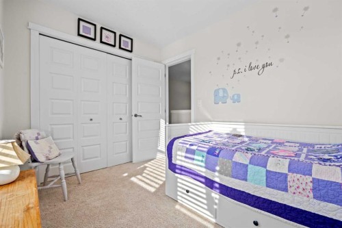 1112 Williamstown Boulevard Nw, Airdrie, AB - Indoor Photo Showing Bedroom