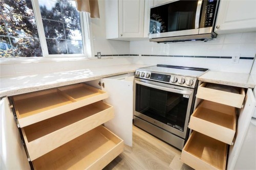 210-1415 17 Street Se, Calgary, AB 