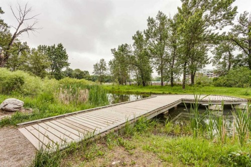 210-1415 17 Street Se, Calgary, AB 